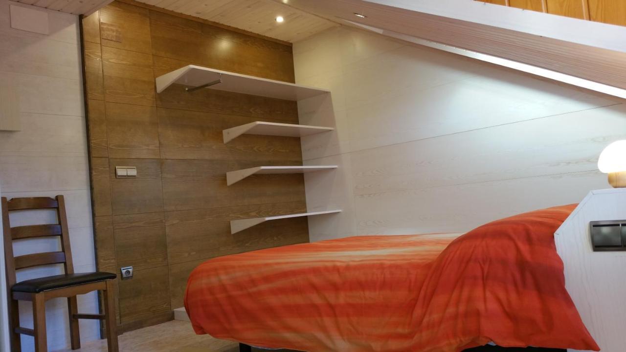 Apartamentos Casa Patro Tramacastilla de Tena Kültér fotó
